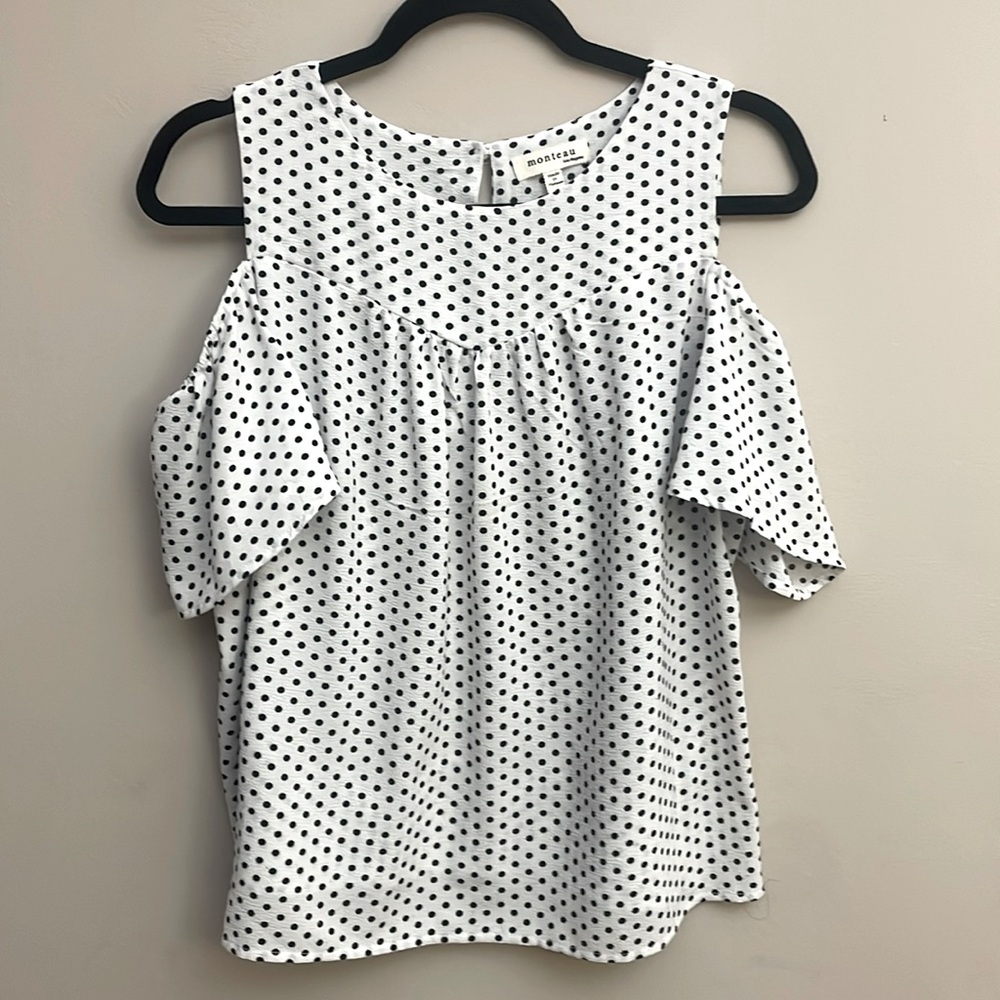 NWOT MonfeauTops Size L